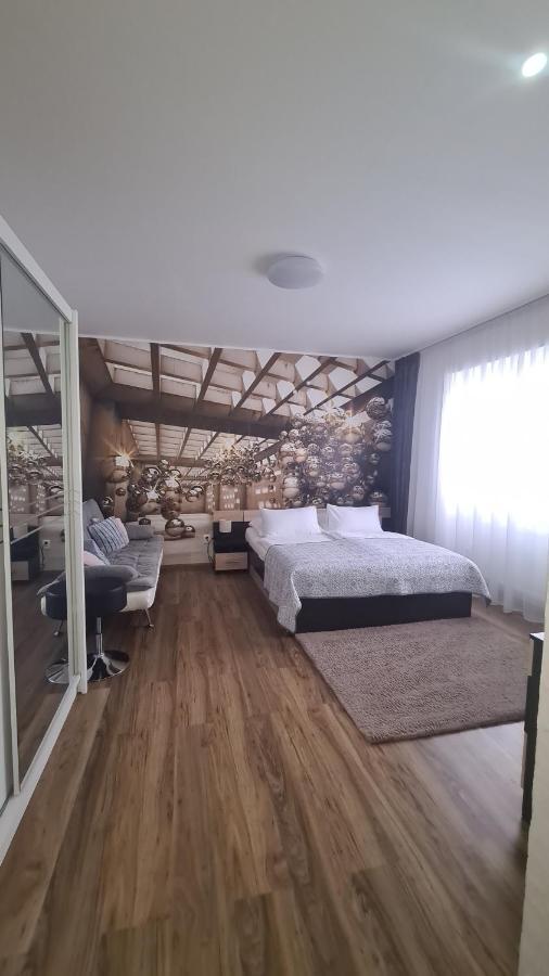 Апартаменты Olomouc New2 Экстерьер фото